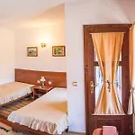 Pensionat Alexandrov's Houses 3*