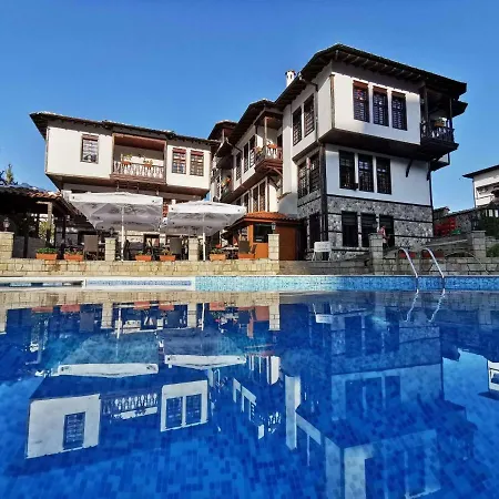 Alexandrov's Houses Affittacamere 3*