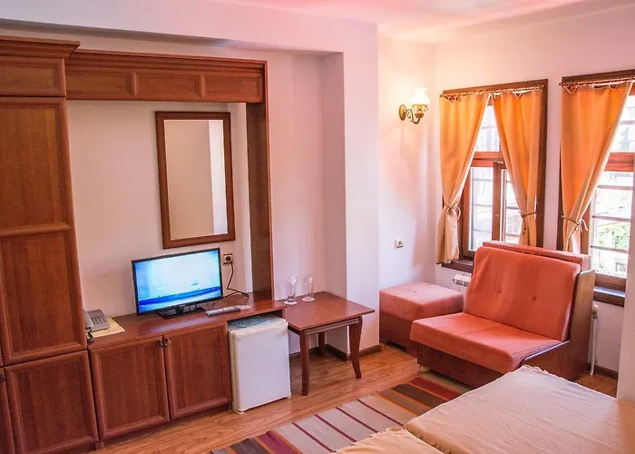 Alexandrov's Houses Zlatograd