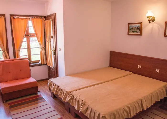 Alexandrov's Houses 3*