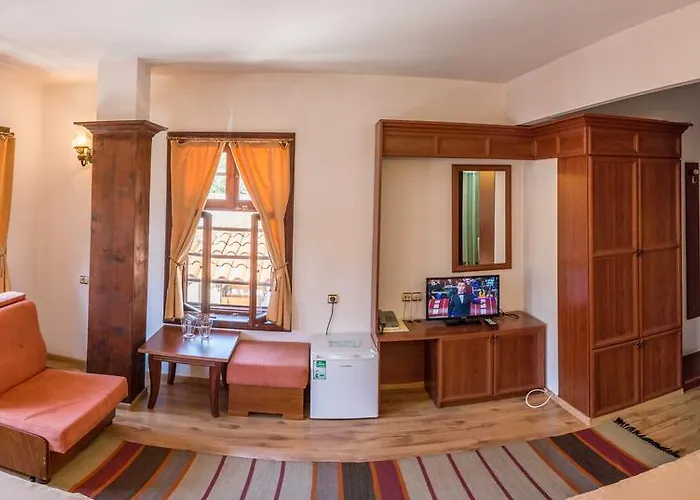 Alexandrov's Houses Zlatograd