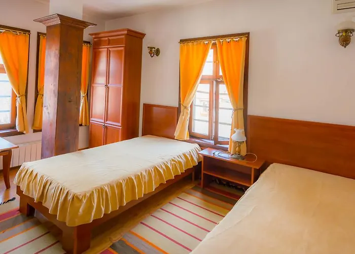 Alexandrov's Houses Affittacamere 3*